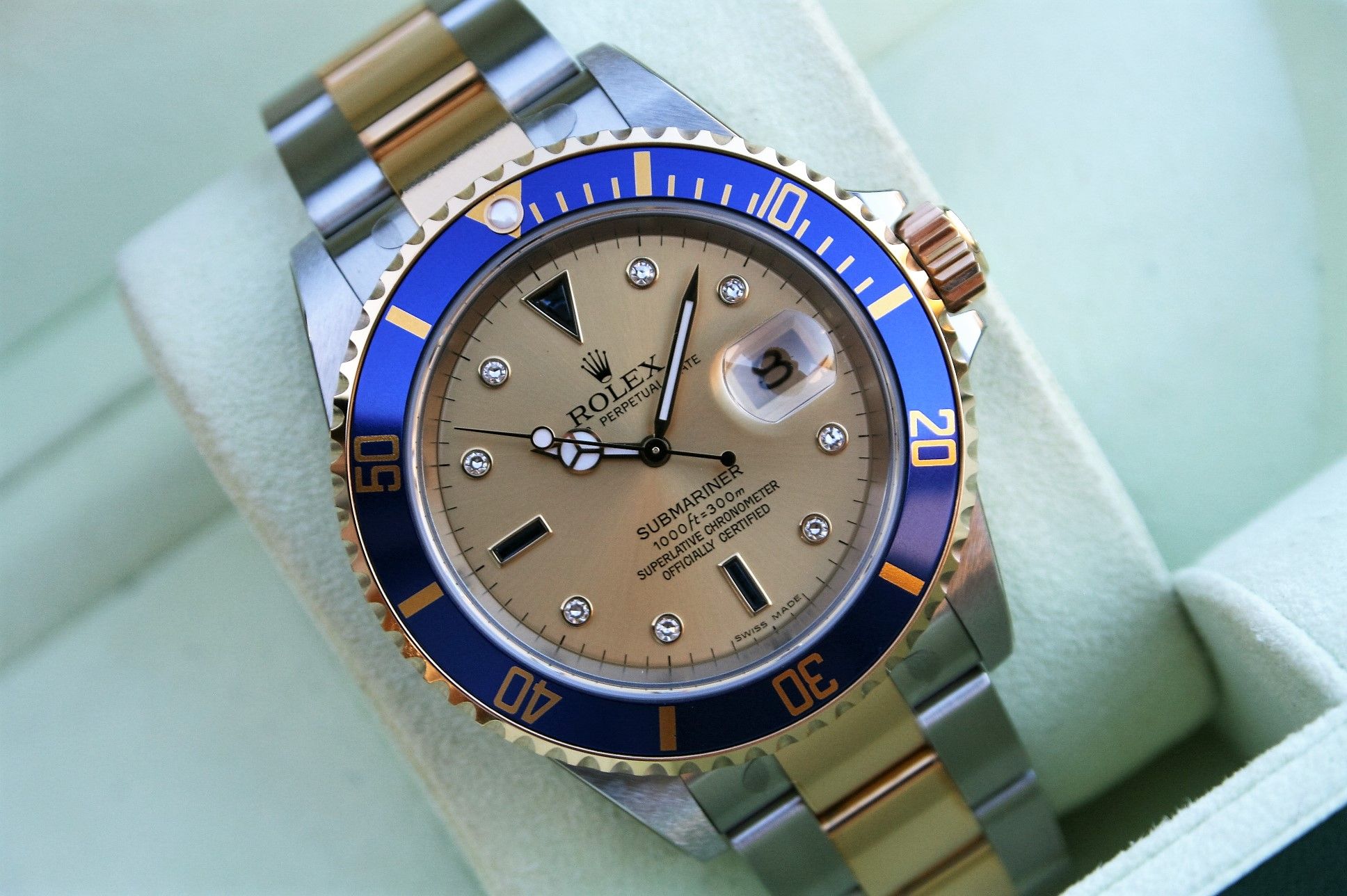 rolex submariner champagne dial