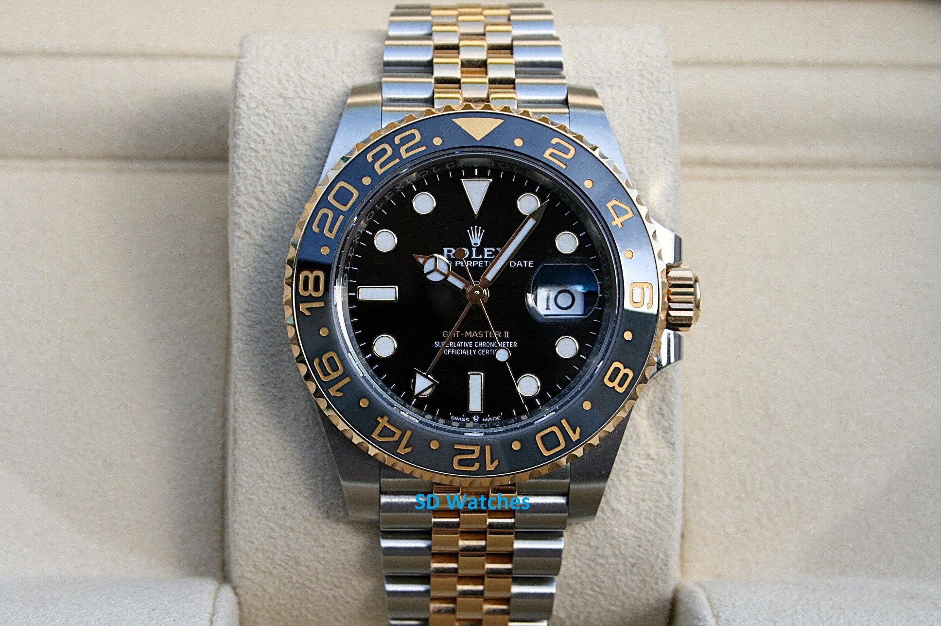 Rolex 126713GRNR GMT Master II Zombie Watch 18K/SS Jubilee