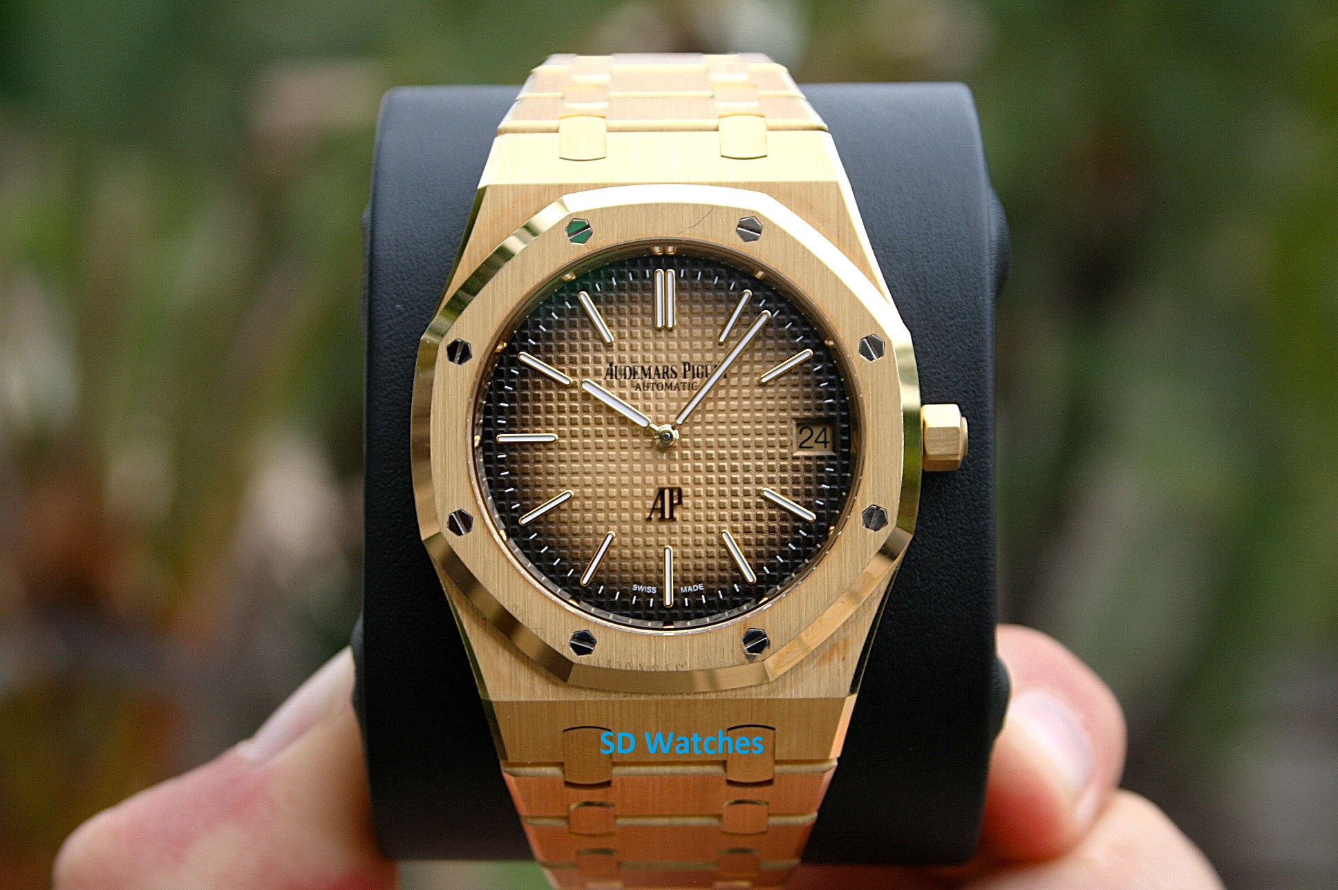 Audemars Piguet 16202BA Royal Oak Jumbo Extra Thin 39MM Gold