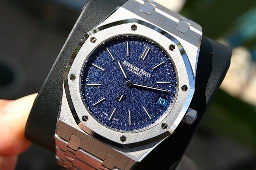 IMG_6370 | SD Watches Luxury stainless steel watch with a blue textured dial, octagonal bezel, and date window at 3 o'clock.